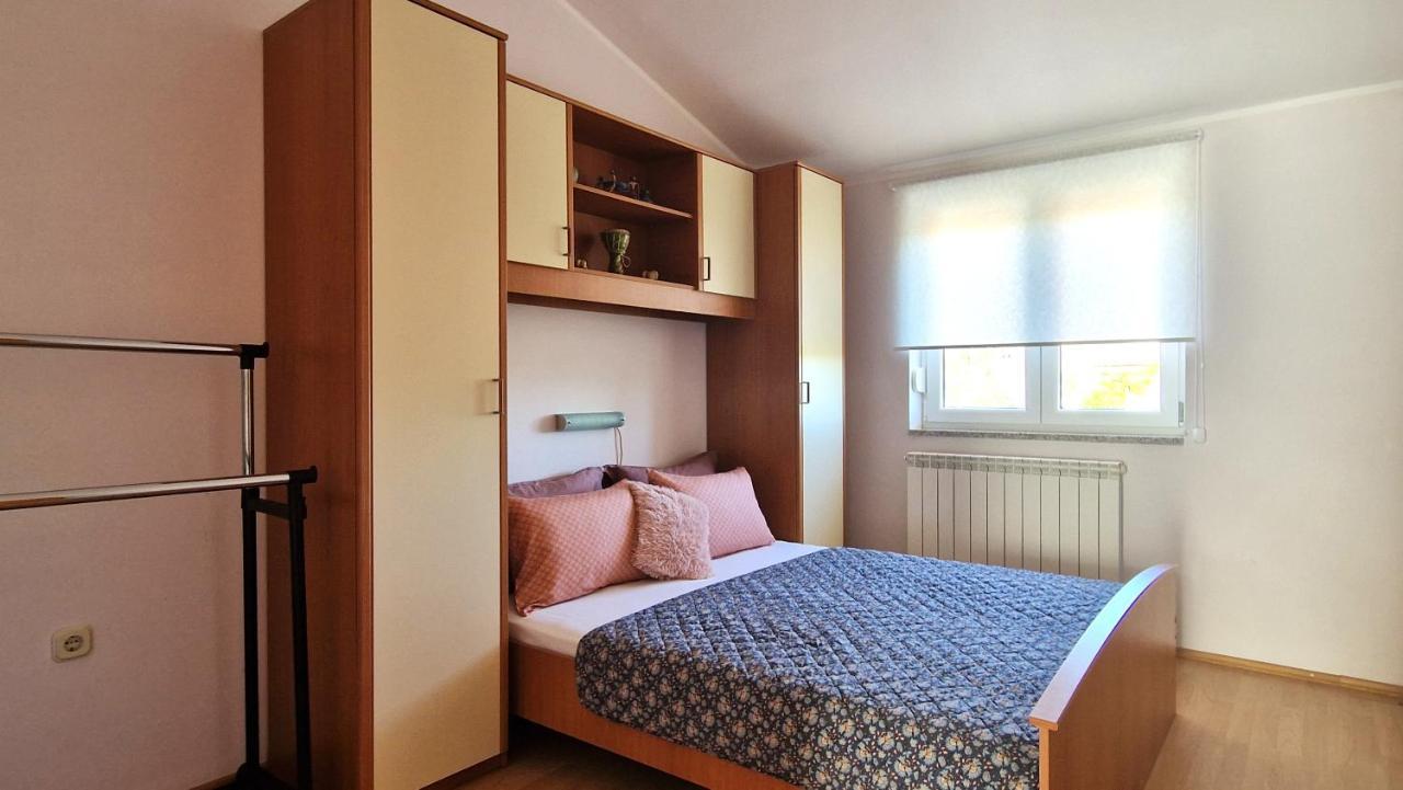 Apartments Ana & Ivan 크르크 외부 사진